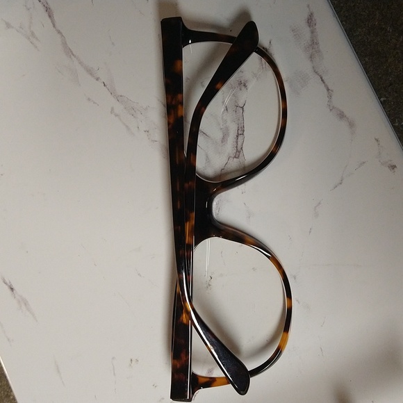 Cosmopolitan Frames - Picture 4 of 9